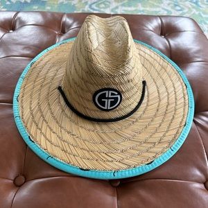 Grom Squad beach straw hat. Super cute! Never used! Age 2-5 years.